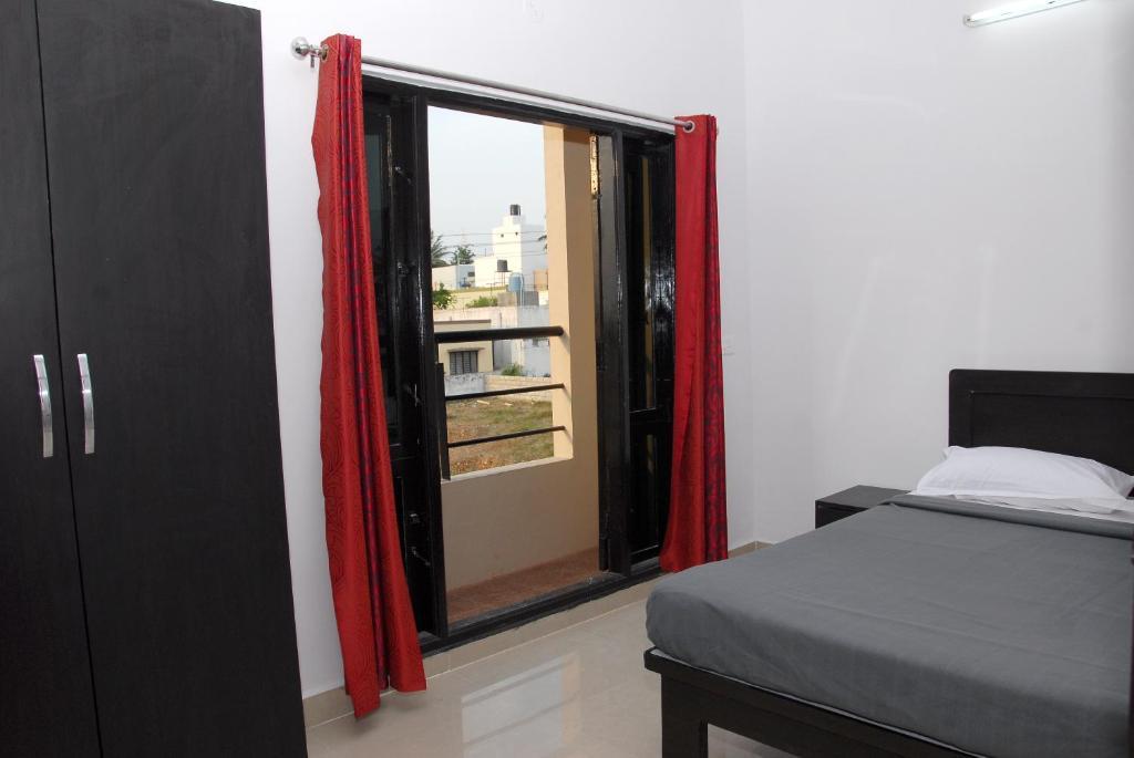 Varsha Enclave Serviced Apartment 迈索尔 外观 照片